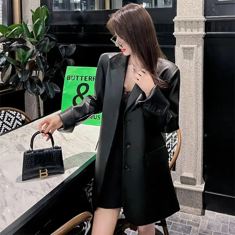 Blazer color caffè Retro Bella giacca in pelle PU Ins Autunno da donna Nuova giacca da abito snellente in vita di fascia alta alla moda