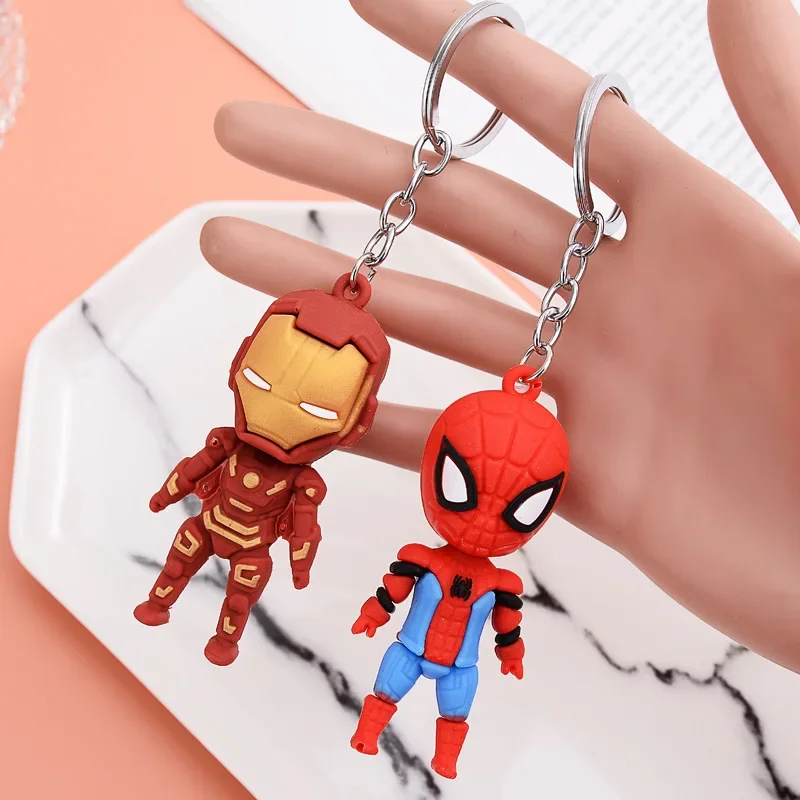 Disney-llavero de Los Vengadores de Marvel, muñeco suave de Anime, Spider-Man, Iron Man, Capitán América, colgante para bolso, llavero de coche, regalos de Juguetes