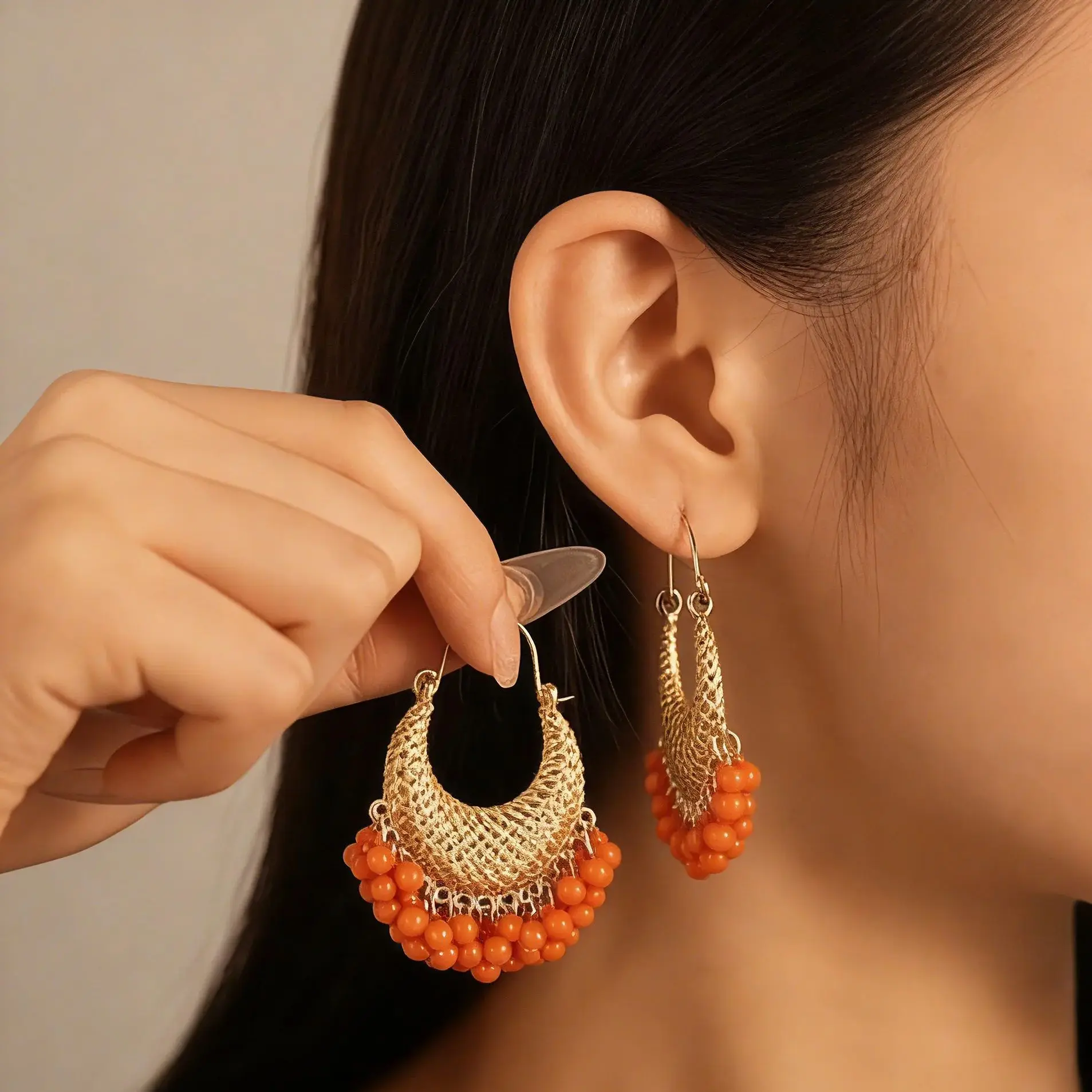 New Orange Bead Earring for Women Ethnic Hollow Carved Geometric Gold Color Earrings Female Wedding Tassel Jewelry