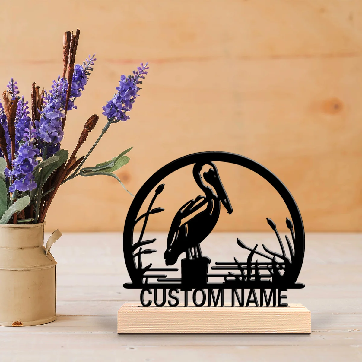 1pc New Design Personalized Custom Pelican Metal Statues With Wooden Base Tabletop Decoration Desktop Sculpture With Wooden Base