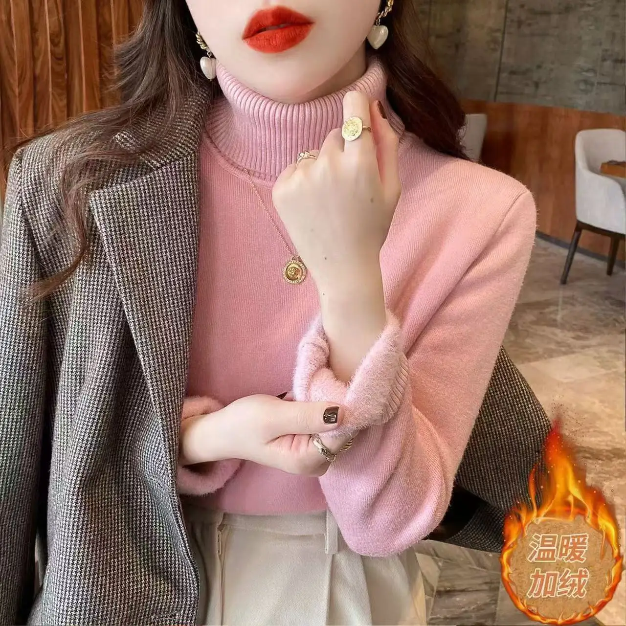 

Женский женский топ на осень-зиму 2024, новая коллекция, утолщенный бархатный топ с высоким воротом и бархатной внутренней теплой основой, стильный топ