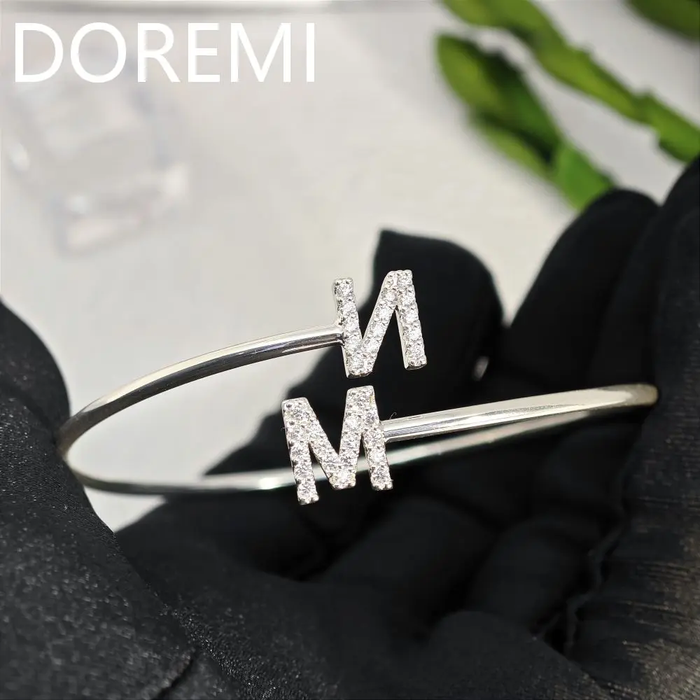 DOREMI Thick Gold Plated Personalized Jewelry Bracelet Russian Letters Custom Spiral Ascent Initial Letter Stagger Bangle