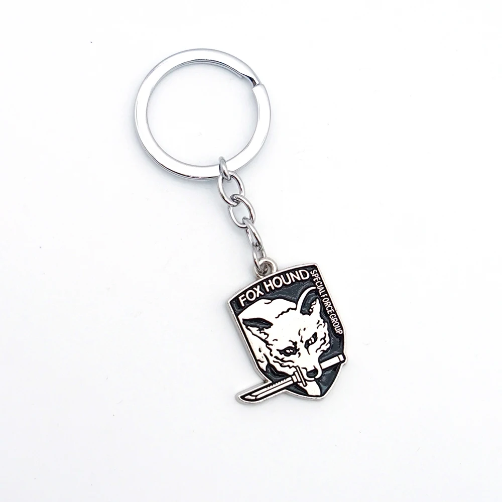 Game Metal Gear Solid Keychain Key Chain Men Keyring Keychains for Women Outer Heaven Accessories Car Key Ring Pendant llaveros