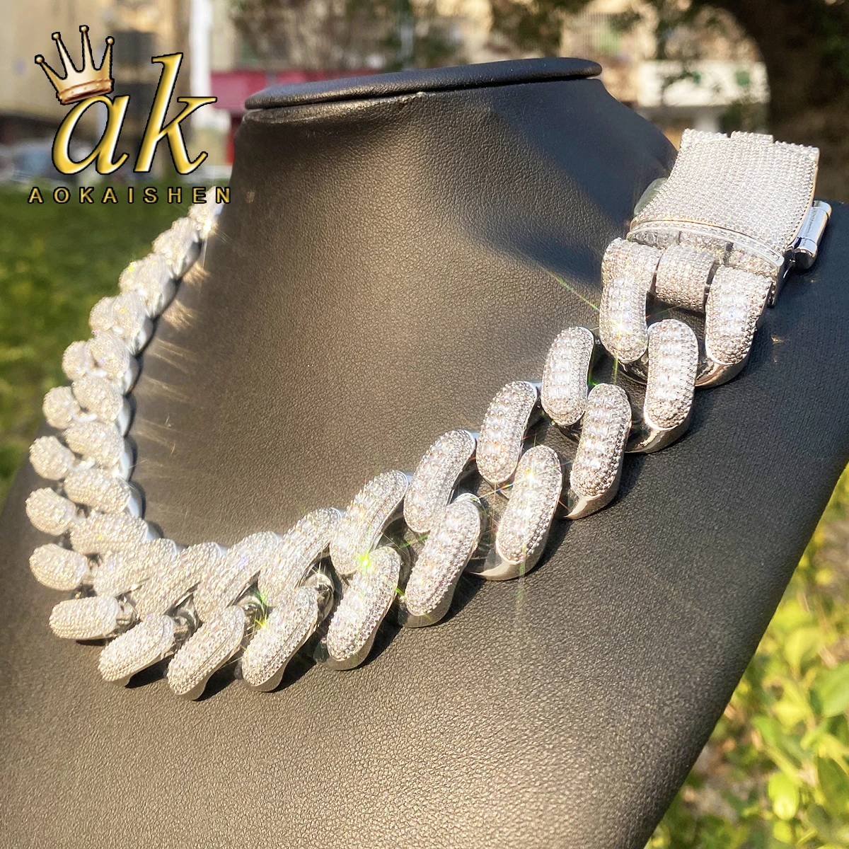 

Aokaishen 32 мм Iced Out толстая тяжелая багета в Майами кубинская цепочка для мужчин 5А с кубическим цирконием позолоченные ювелирные изделия в стиле хип-хоп
