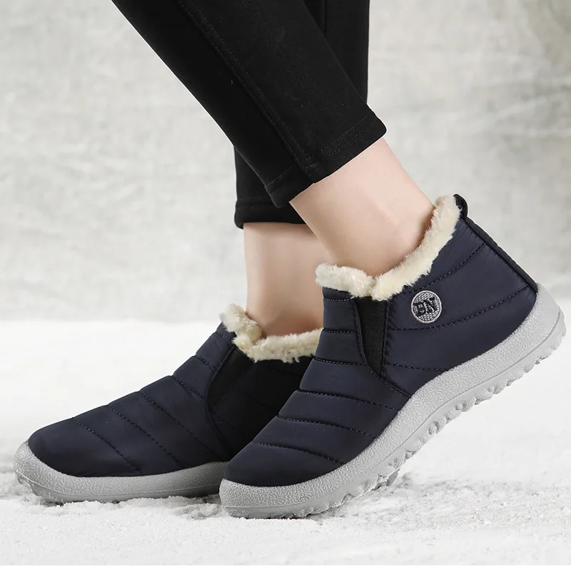 Men’s Fur-Lined Winter Boots 29