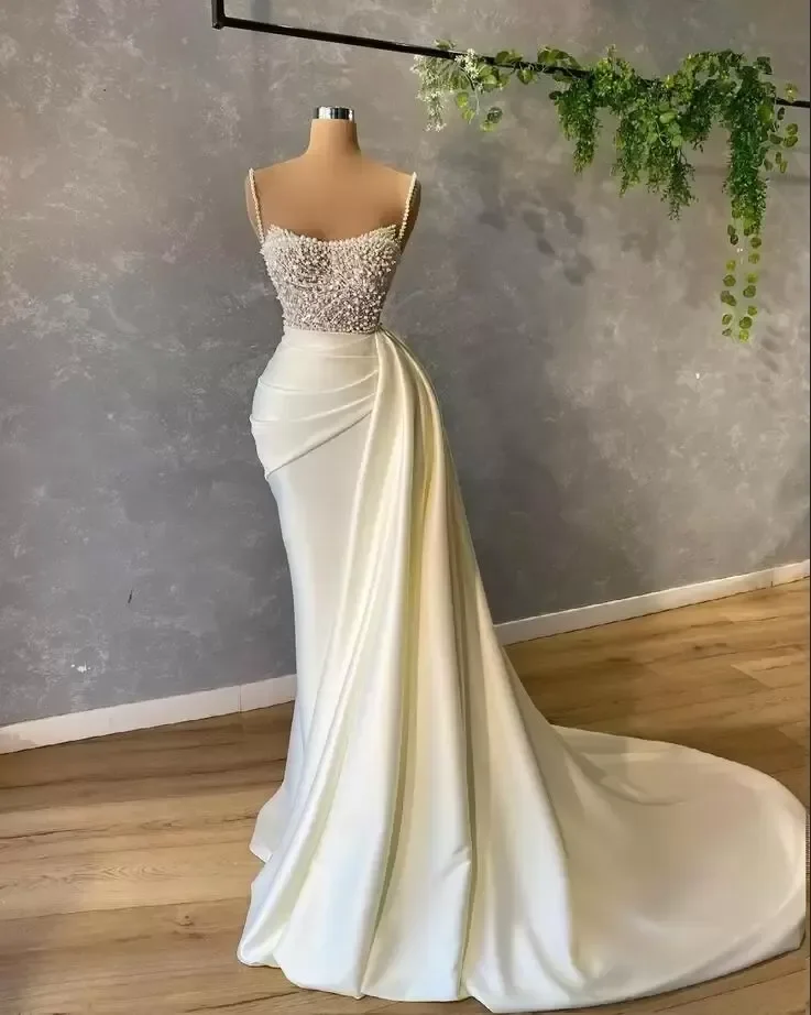 Elfenbein Hochzeit Meerjungfrau Kleider mit Perlen Perlen Kristalle Spaghetti träger Sweep Zug plus Größe V-Ausschnitt Robe Mariee Weste de