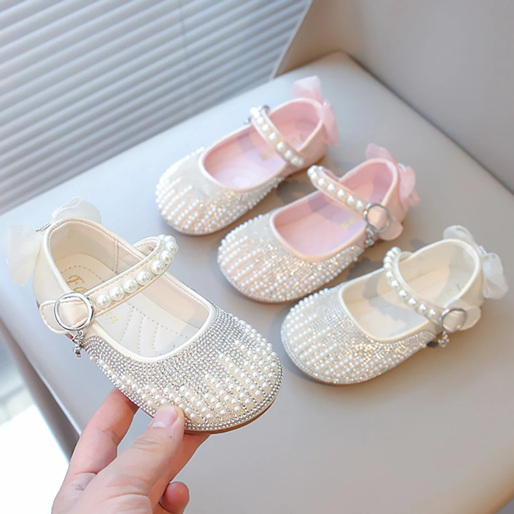 

Летние сандалии принцессы для девочек, танцевальная обувь с жемчужным бантом, вечерние туфли на низком каблуке для девочек, сетчатые дышащие сандалии для девочек
