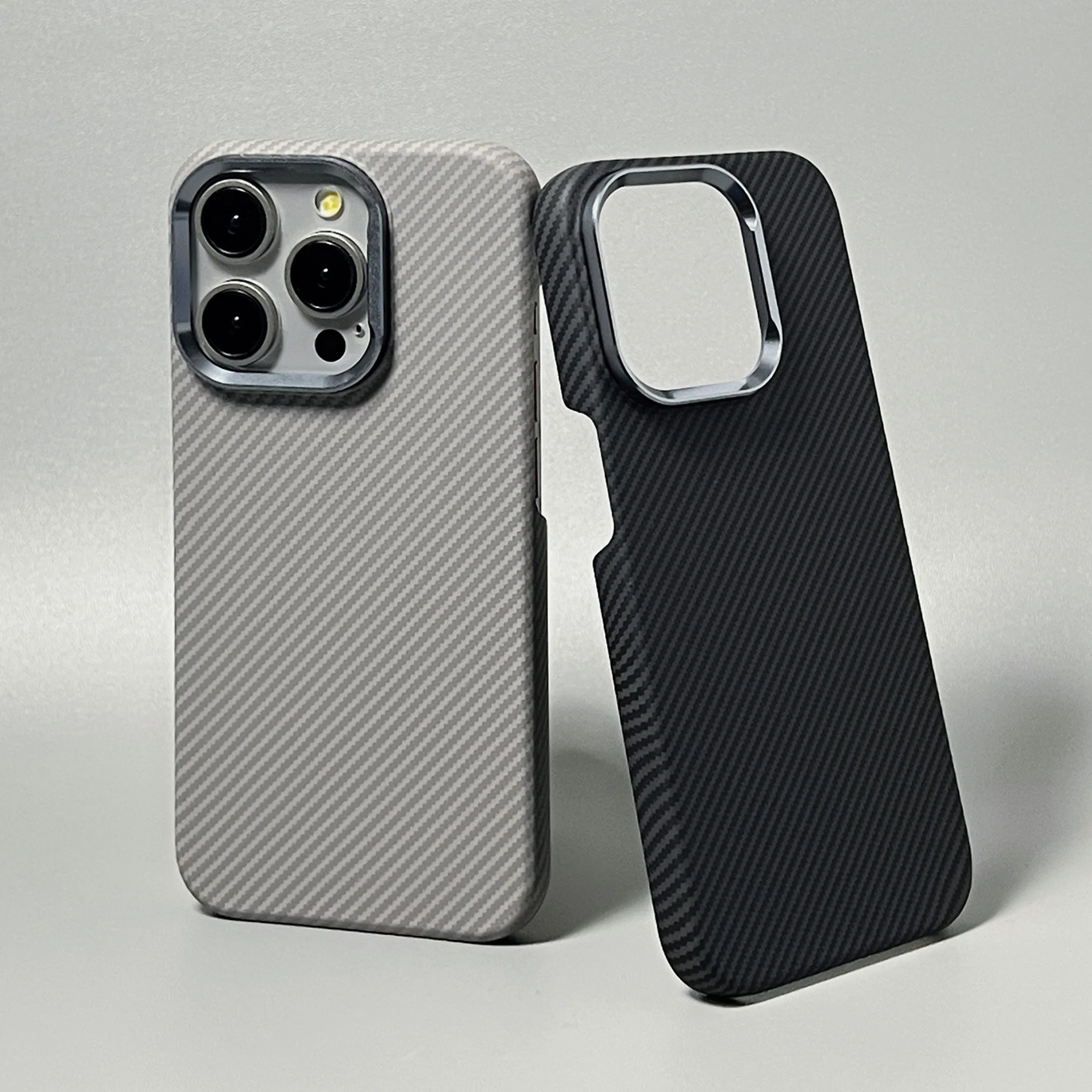 Hard Carbon Fiber Phone Case for iPhone 16 15 14 17 Pro Max 17 Pro/ Max Wireless Charging Alloy Lens