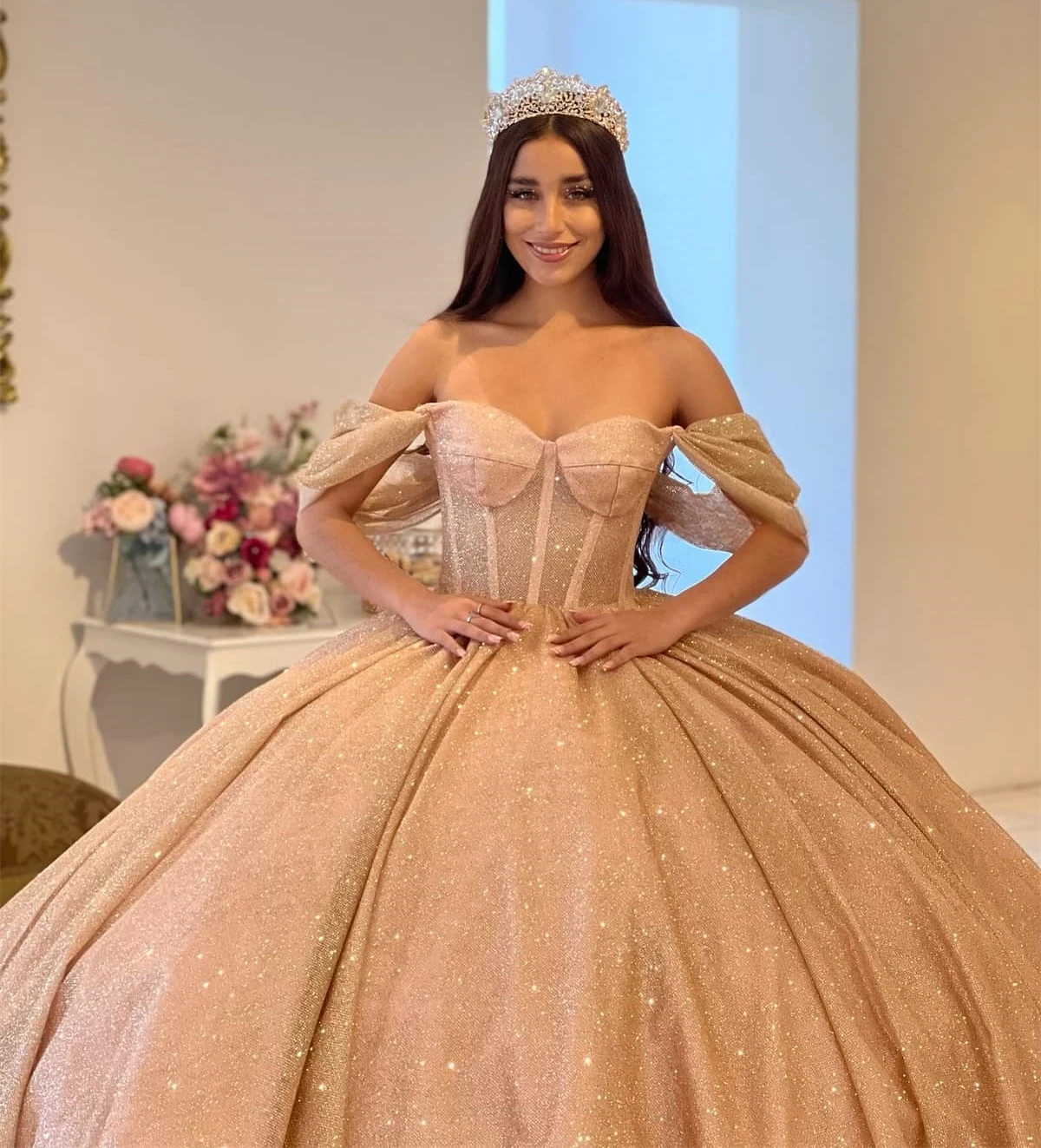 Champange Gezwollen Prinses Quinceanera Kleedt Baljurk Van De Schouder Pailletten Sweet 16 Jurken 15 Años Custom