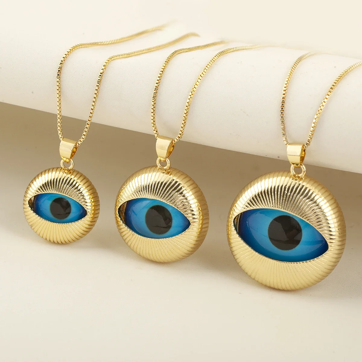 Nidin Classic New Design 6 Sizes Choice Evil Eye Personality Charm Pendant Necklace For Women Men Vintage Daily Party Jewelry