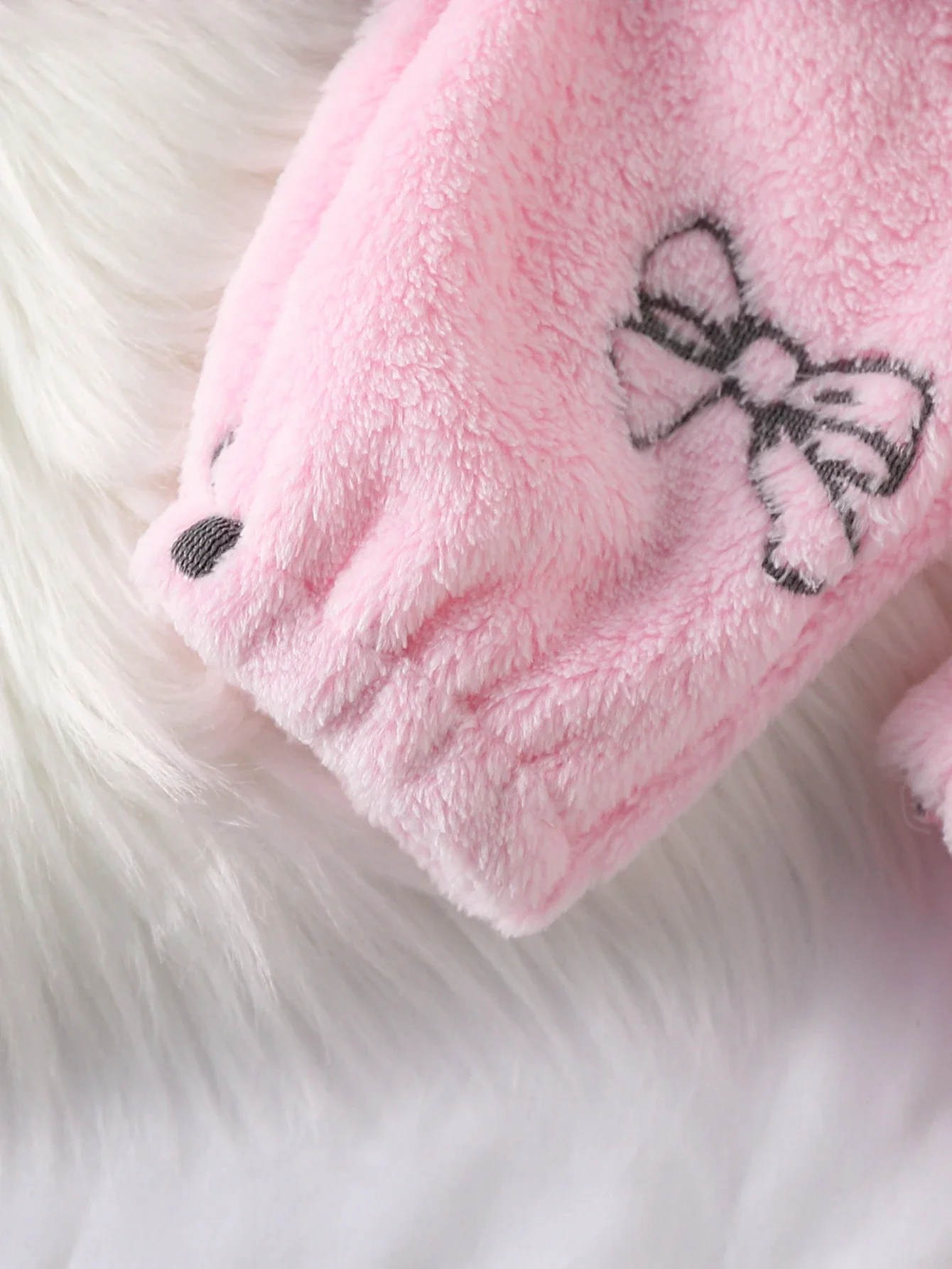 Lässiges zweiteiliges Set für Babymädchen: Oberteil mit Rundhalsausschnitt, langen Ärmeln und Schleifenmuster sowie lange Hose, ideal für Herbst- und Winterkleidung. – Detail 8