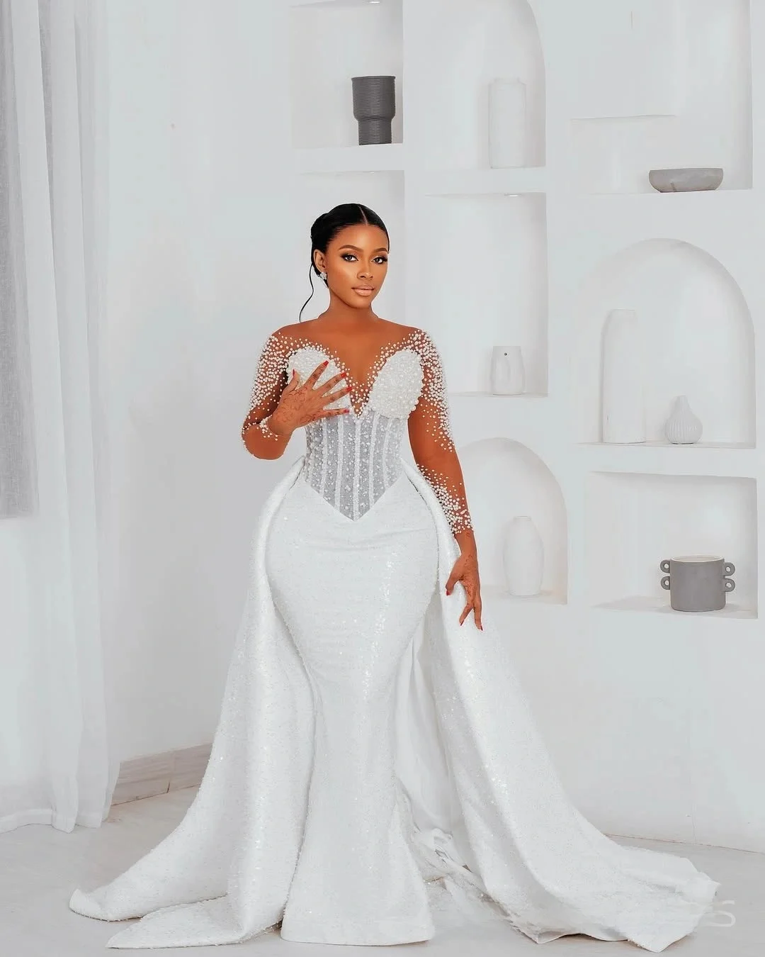 Customized Sheer Neck Shinny Pearls Beads   Mermaid Wedding Dress with Detachable Train Robe De Mariée Long Sleeve Bridal Gown