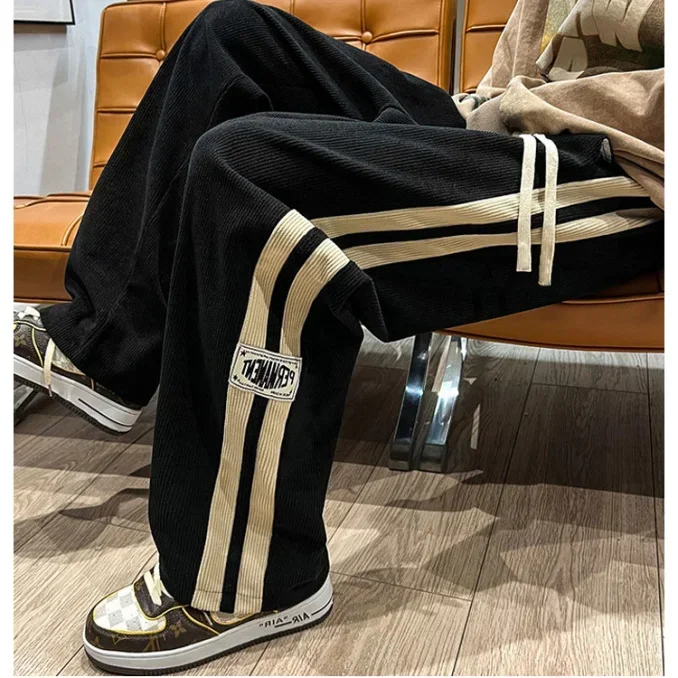 Pantaloni di velluto a coste coreano pantaloni casual all-match a gamba dritta di tendenza da uomo più pantaloni larghi a gamba larga addensati in