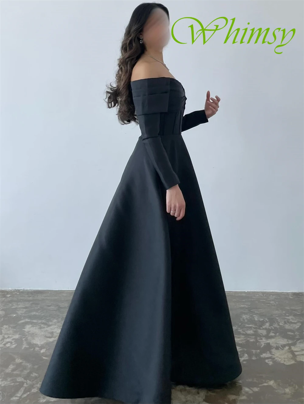 فستان سهرة كلاسيكي مخصص من الساتان بأكمام طويلة رقيقة فساتين لحضور الحفلات الموسيقية رسمية على شكل حرف V سويب تراين فساتين مناسبة خاصة