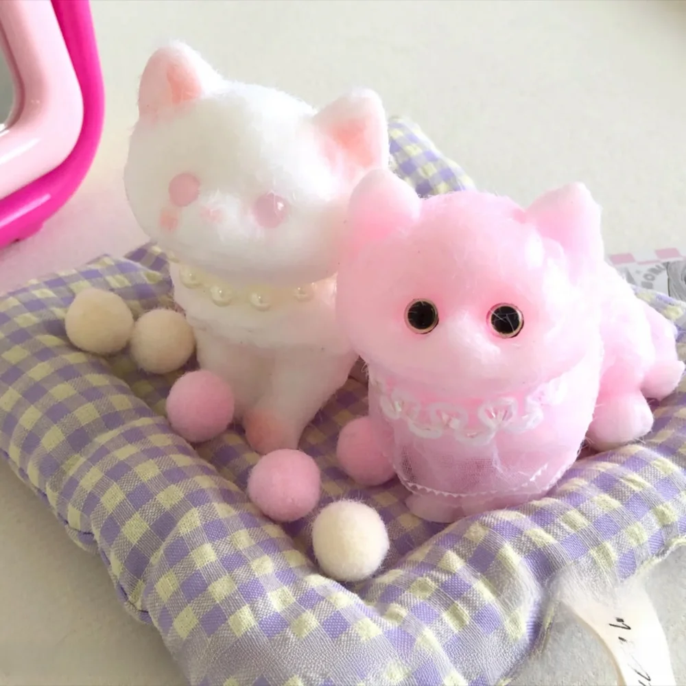 

Taba SqushyKawaii Cartoon Kitten Squeeze Fidget Girl Holiday Gift Three-Dimensional for Kids, Adults, Office and Party Memories