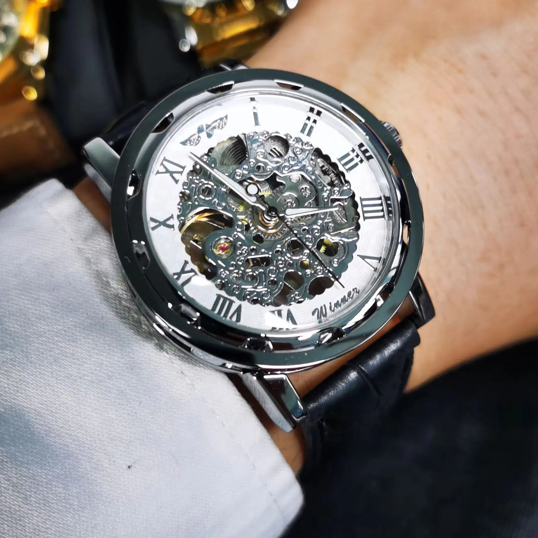 WINNER Classic Transparent Skeleton Watch for Men Luminous Hands Leather Belt Business Mechanical Watches Top Brand Luxury Clock
