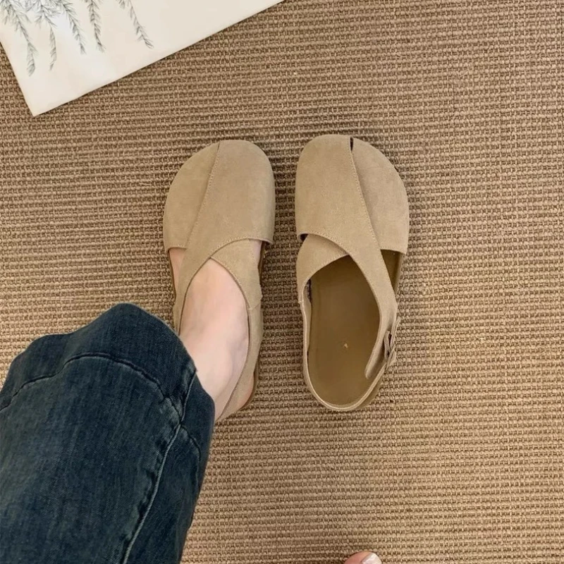 

Новинка 2023 года, женские дизайнерские сандалии, кроссовки на плоском низком каблуке, повседневные лоферы-гладиаторы, удобные лоферы без шнуровки на лето и весну