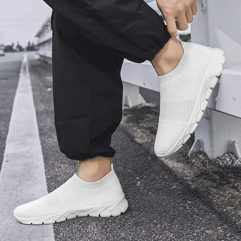 

Damyuan Мужские кроссовки Легкие кроссовки Дизайнерские кроссовки Мужские дышащие теннисные лоферы Нескользящие 2025 Новая спортивная обувь