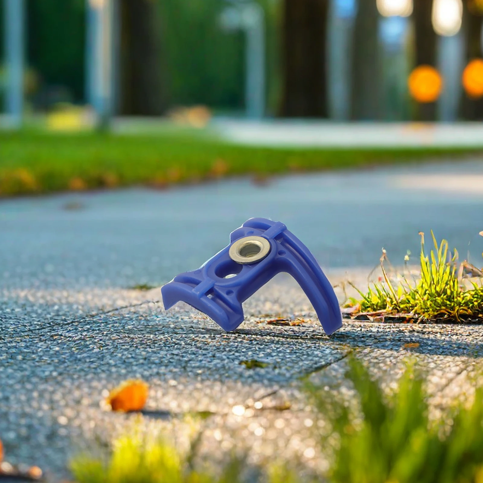 

Высококачественные запасные части для крепления тросов переключателей: нижний кронштейн с крепежным винтом