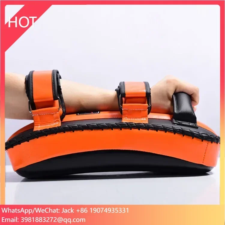 Customized Curved Punching Mitts Boxing Pads Hand Target Boxing Pads Gloves Training Focus Pads Kickboxing Muay Thai MMA