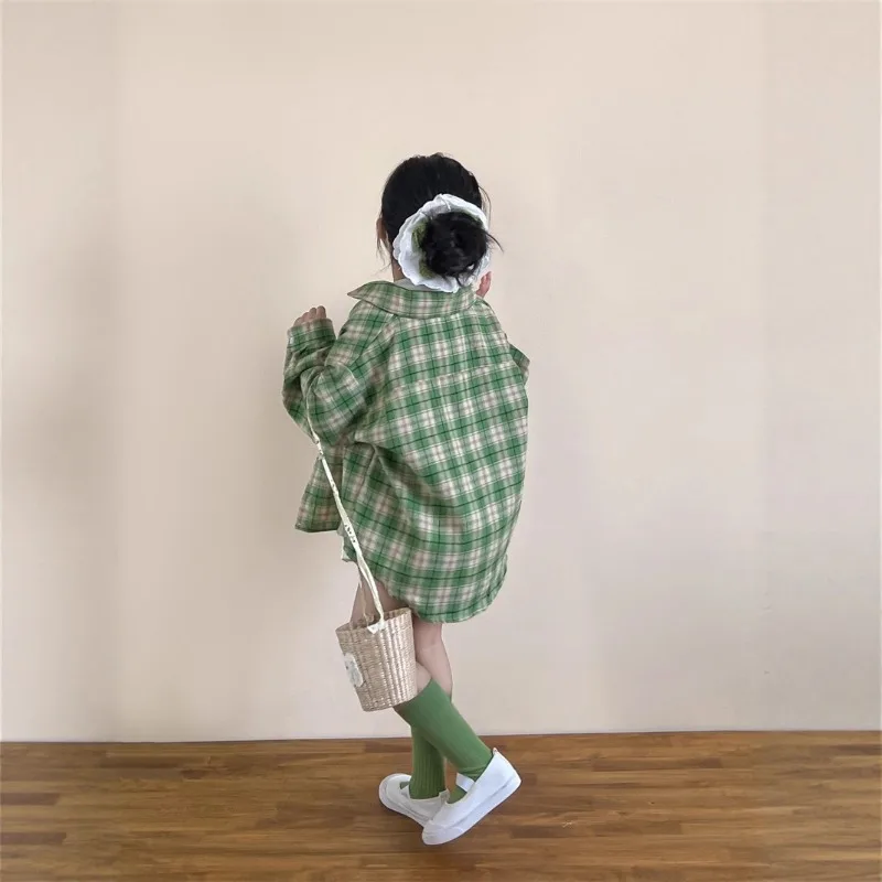 

2026 Spring Autumn New Korean Edition Children's Clothing, Girls' Green Plaid Long Sleeve Loose Shirt