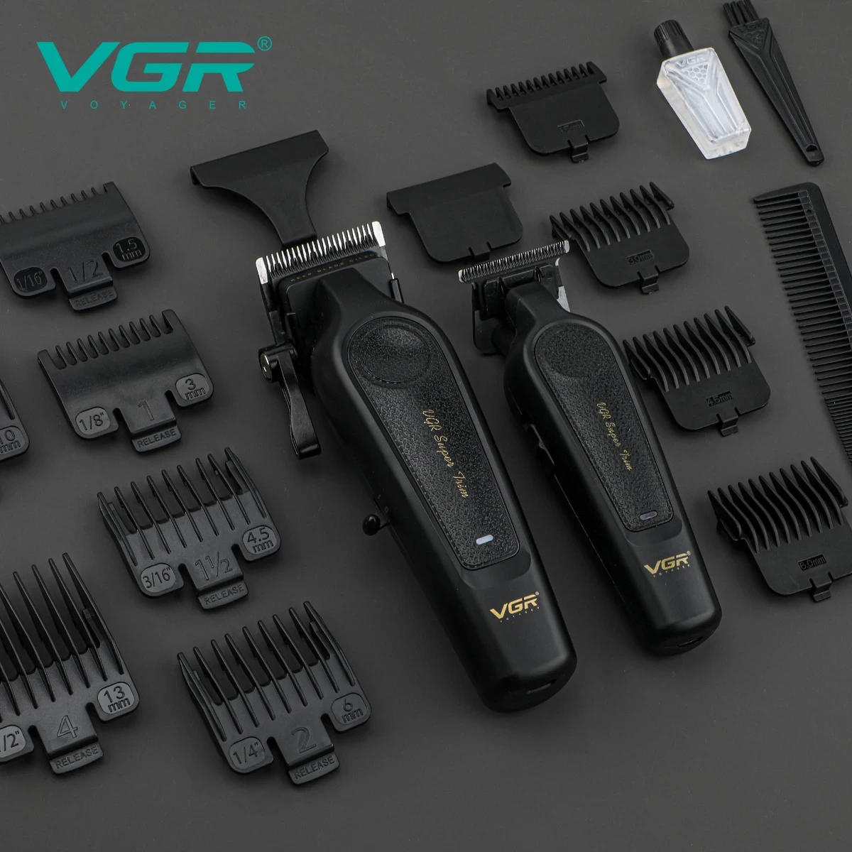 طقم ماكينة قص الشعر الراقية VGR V-197&995 مكون من قطعتين، جسم جلد معدني، مقص دفع كهربائي، شاشة رقمية LED، كارفين برأس زيت