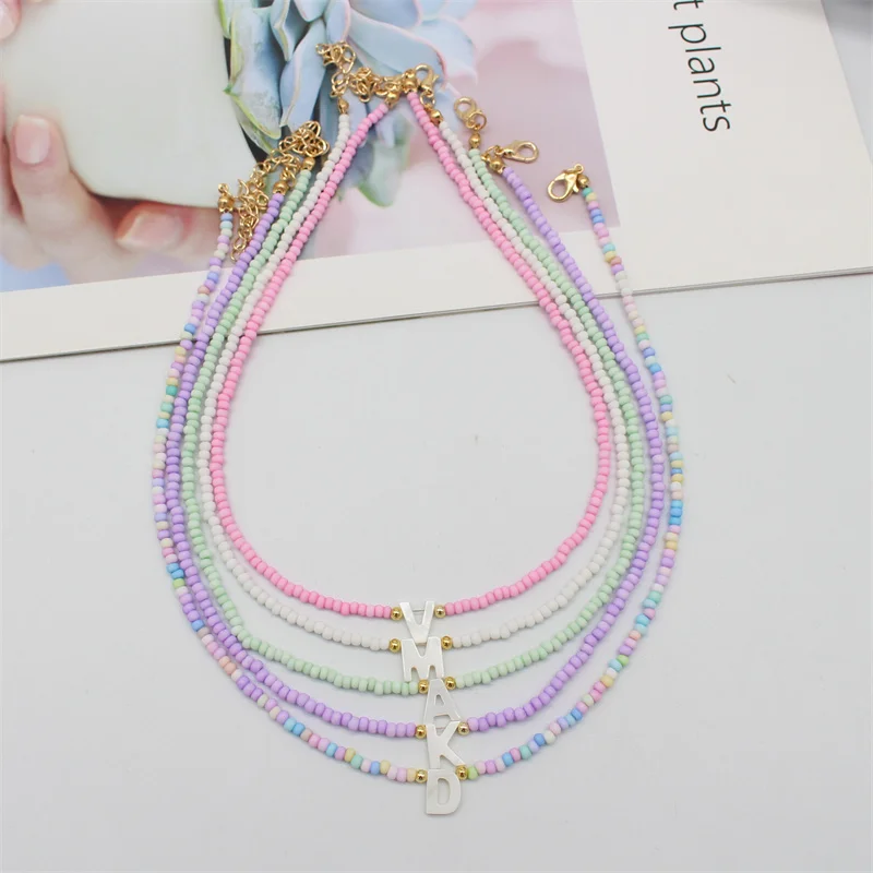 Bohemia Beads Choker Necklace Women Handmade Initial 26 Letters Shell Pendant Candy Color Neck Chain Fashion Jewelry Accessories