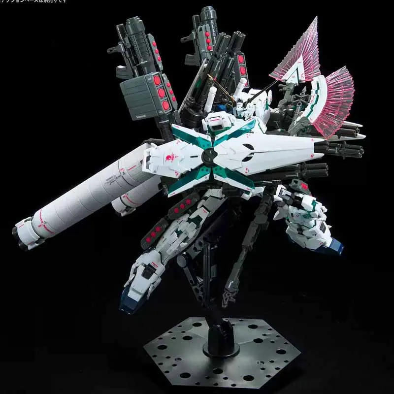 Bandai Originele GUNDAM RG Serie FULL ARMOUR EENHOORN GUNDAM Anime Action Figure Model Assemblage Speelgoed