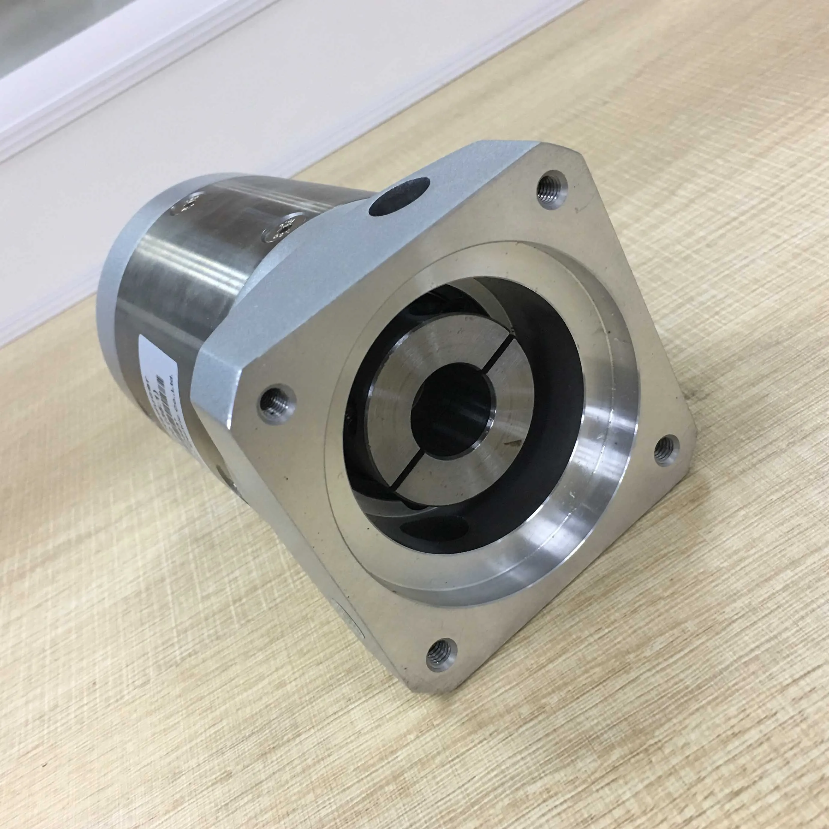 Nema24 PLE60 second stage high precise Planetary Reducer Gearbox PLF60 16:1 20:1 25:1 28:1 35:1 40:1 50:1 70:1 gear ratio