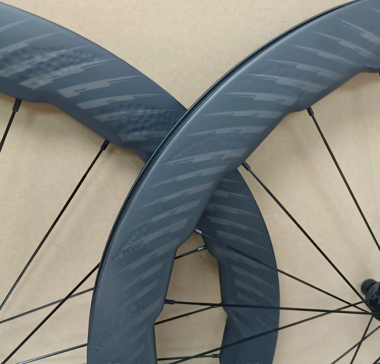 Road Bike Carbon Wheels 50mm 60mm 38mm Tubeless Bicycle Wheelset 25mm 28mm Width, 700C Disc Brake Rim V Brake Bicycle Wheels