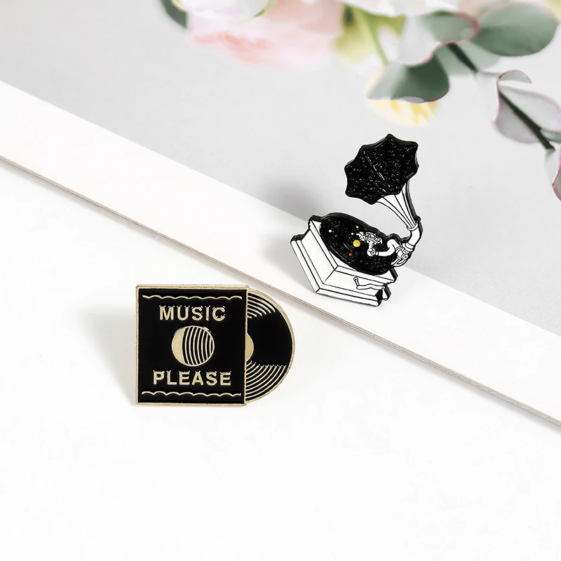 Starry Night Collection Enamel Pins Phonograph Cat Moon Box Badges Custom Brooches Bag Clothes Lapel Pin Punk Black Jewelry