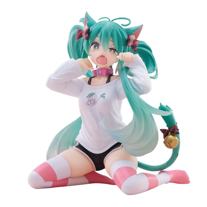 Original Taito Prize Anime Figure Hatsune Miku Desktop Cute Figurine Cat Ear T-shirt Ver. Toy