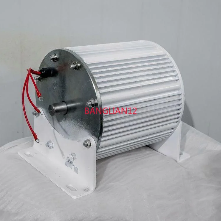 

Промышленный двигатель с постоянными магнитами мощностью 5000 Вт, эффективный и стабильный, трехфазный, переменного тока.