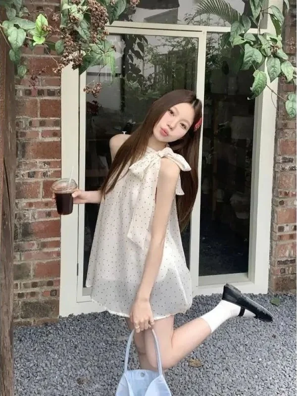 

Summer New Polka Dot Neck Hanging Shirt Women's Sleeveless Design Sensation Small Audience Top Knot Gentle Wind