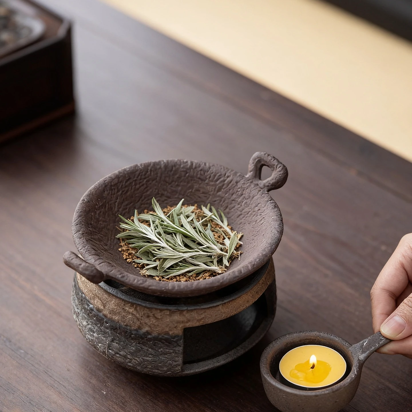 Premium Aromatherapy Burner for Candles & Dry Herbs, Tea Roasting Stove, Cedar Wood Warming Diffuser, Minimalist Home Decor.