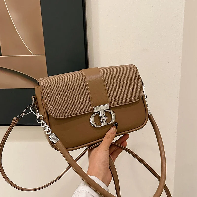 

Unique Letter Logo Crossbody Bag For Women With Fashionable Design High-End Quality And Vintage