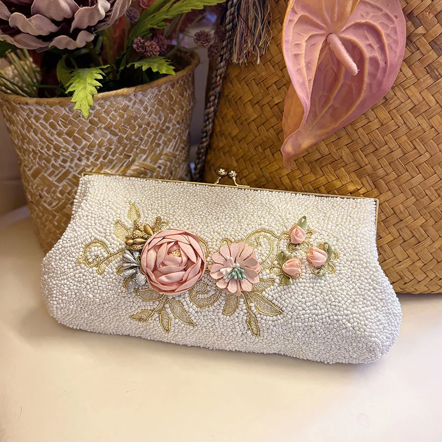 Französischer Stil, Promi-Clutch mit Perlen und Blumen, neue chinesische Cheongsam-Handtasche, vielseitige Abendtasche, Umhängetasche – Detail 5