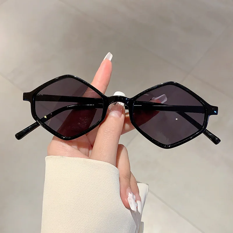 New in Vintage Luxury Brand Designer Irregular Rhombic Sunglasses Women For Men Sun Glasses Trendy Punk Popular Pink Shade UV400