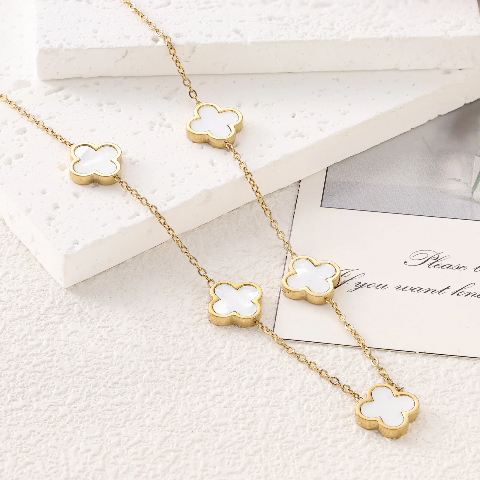 Fashionable And Elegant Luxury Stainless Steel Four-Leaf Clover Necklace And Bracelet Jewelry Set, Polished Flower Necklace image 6