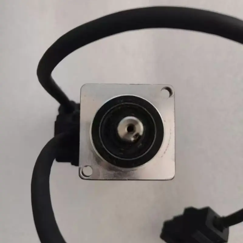 

Second hand ECM-B3L-C2401RS1 100W servo motor tested OK and shipped quickly