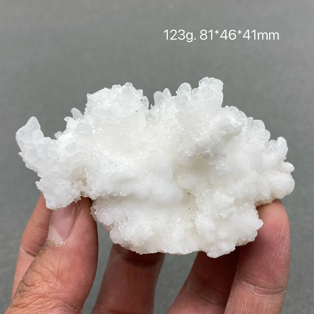 Natural hydrozincite Mineral specimen stone Crystal flower mineral crystal specimen stones and crystals （fluorescence effect）