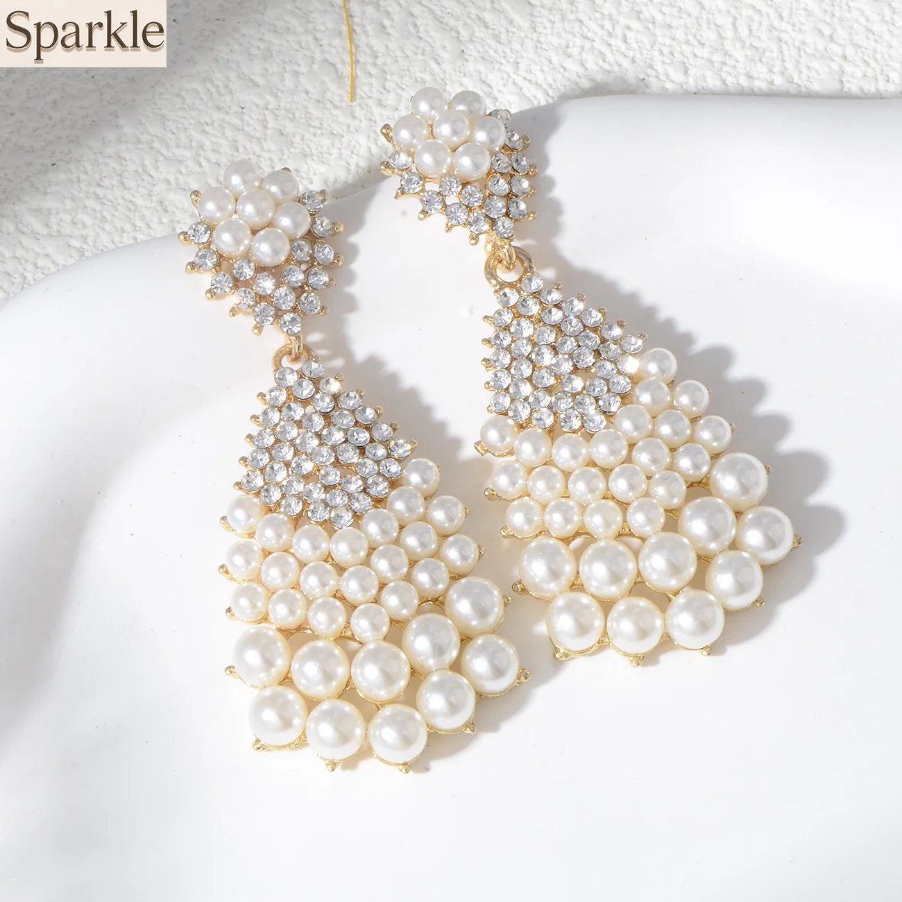 

Luxurious Pearl Earrings Studded With Zircons Dangle Earrings for Women Elegant Statement Jewelry Girls Gift Drop Earrings
