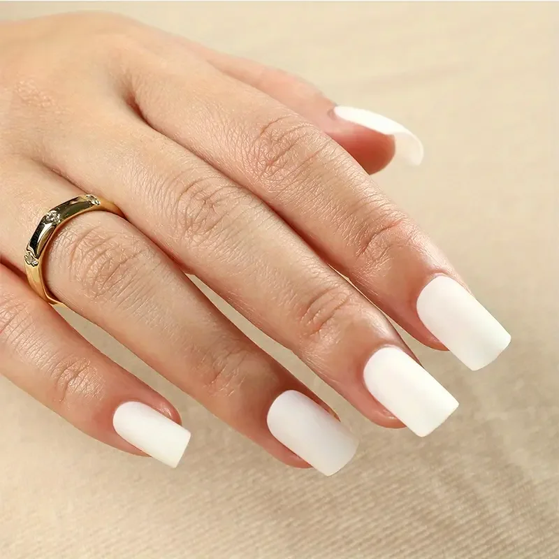 24PCS Square Pressed Nail, White Design Acrylic Glossy Fake Nail Fully Covered Acrylic Nail Suitable For Women And Girls