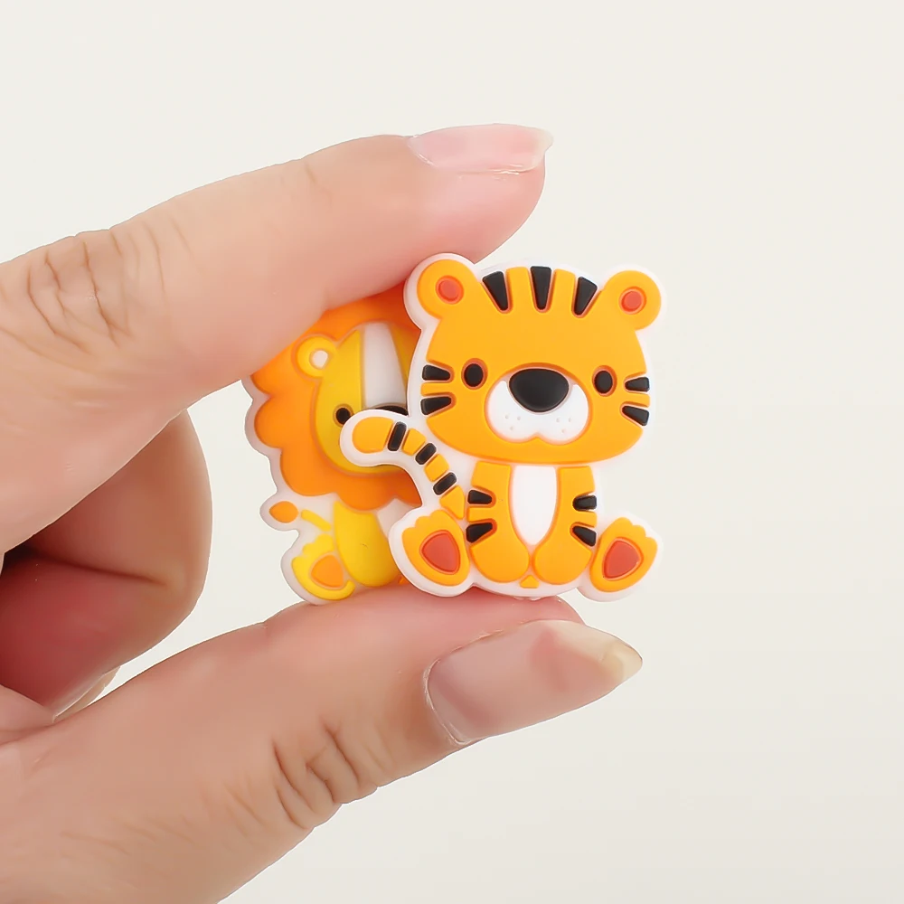 6PCS  Focal Baby SiliconeBeads Lion Tiger Monkey Giraffe Spacer Beads Teething Toy for DIY Pacifier Clips Pen Chain Accessories