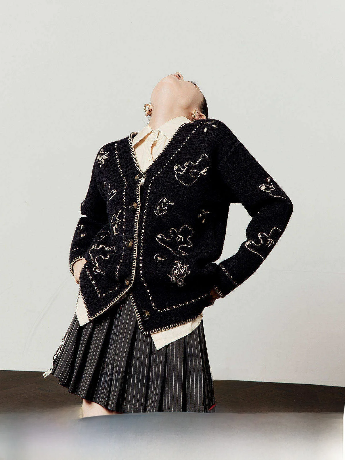 

Black Knitted Open Cardigan Women's Soft Lazy Vintage Style Short Outerwear Spring 2026 New Design Casual Fashion Jacket