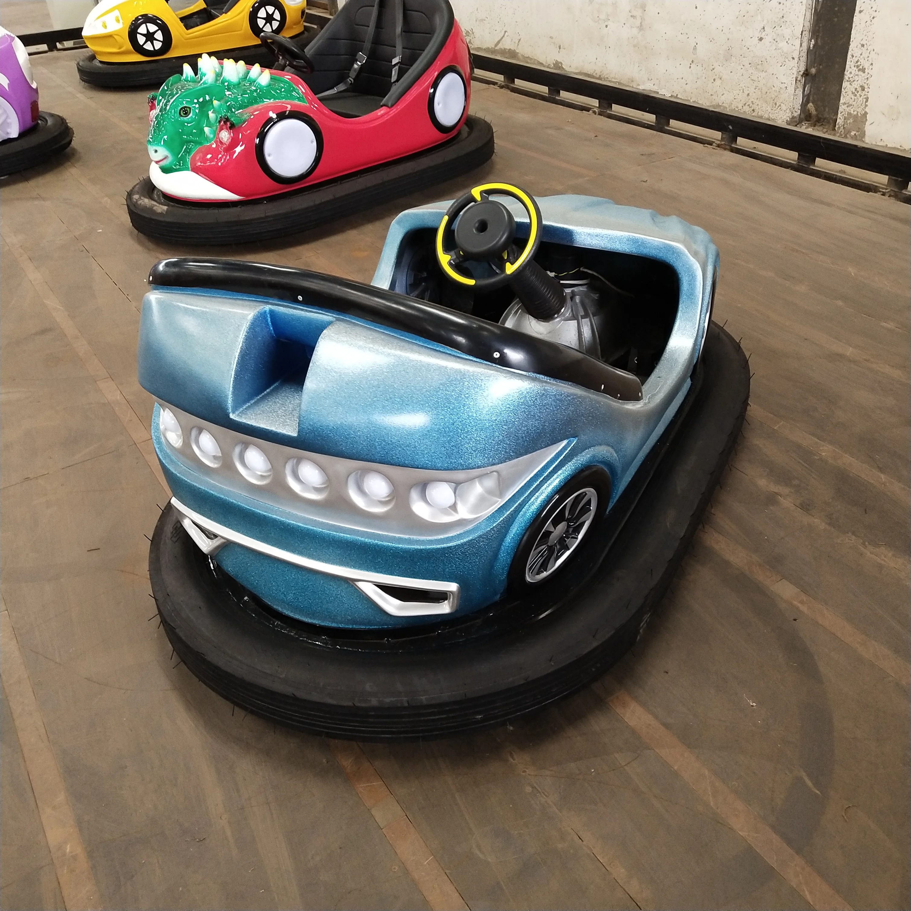 Buy Fairground Attraction Manege Luna Park Dodgem Electric Bumper Car For Sale