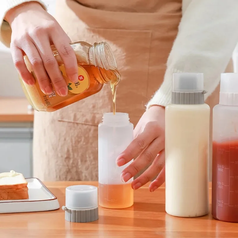 350ml 5 Holes Condiment Squeeze Bottle Kitchen Ketchup Mustard Bottle Clear Mayonnaise Honey Dispenser Sauce Storage Container