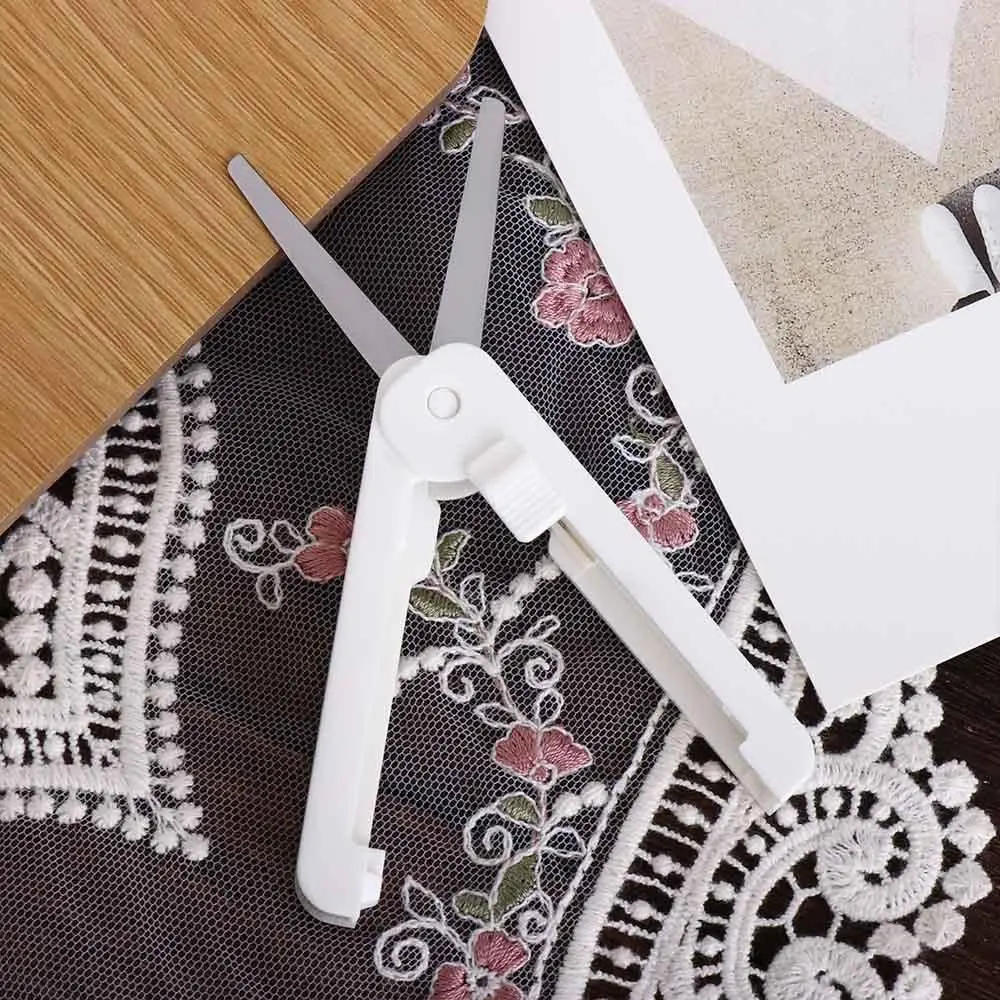 Mini Tesoura Retrátil Pequena, Escritório Multifuncional e Material Escolar, 1 Pc