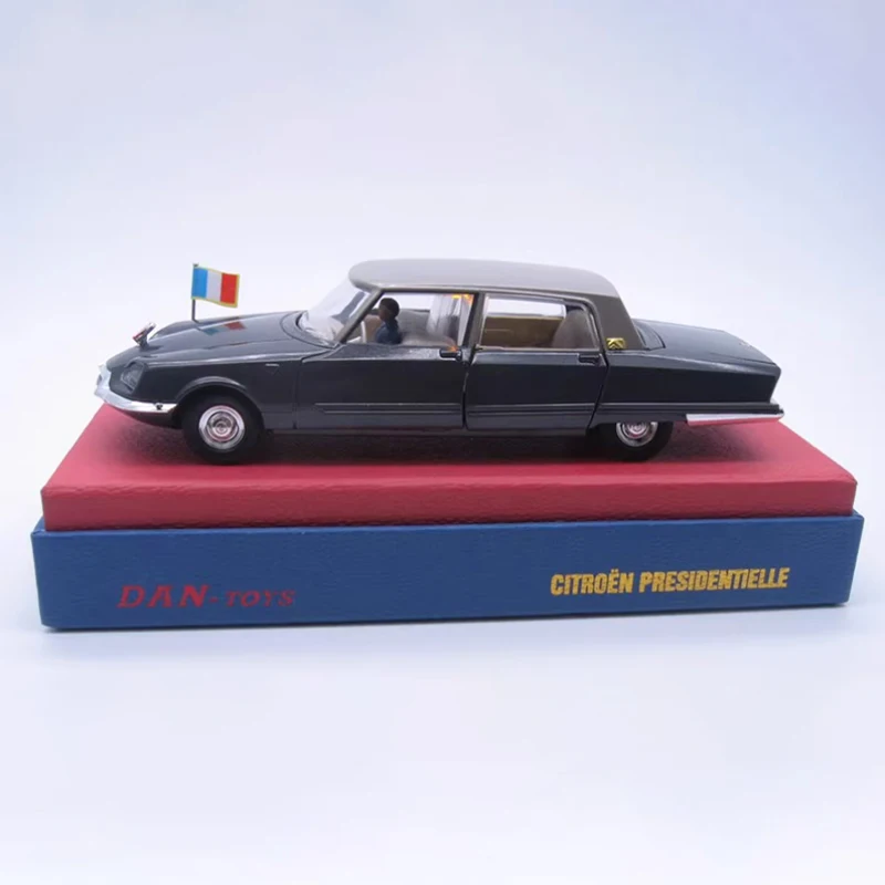 DAN TOYS 1:43 Citroen DS 217 Alloy Presidentielle Car Model Static Collection Decorated Christmas Gifts Holiday Gifts Toys