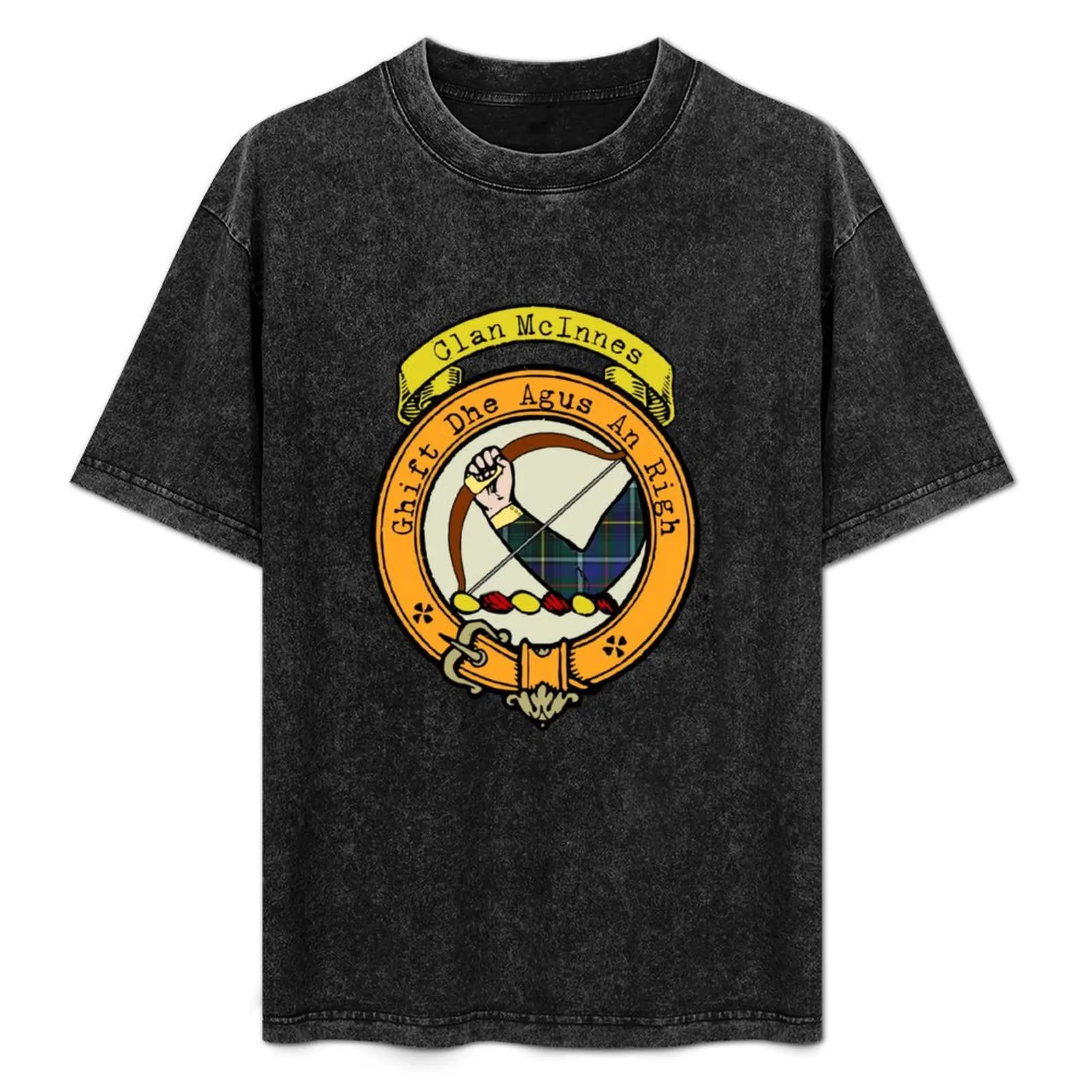 

McInnes Clan Surname crest T-Shirt Trendy Pattern T-Shirt for Men